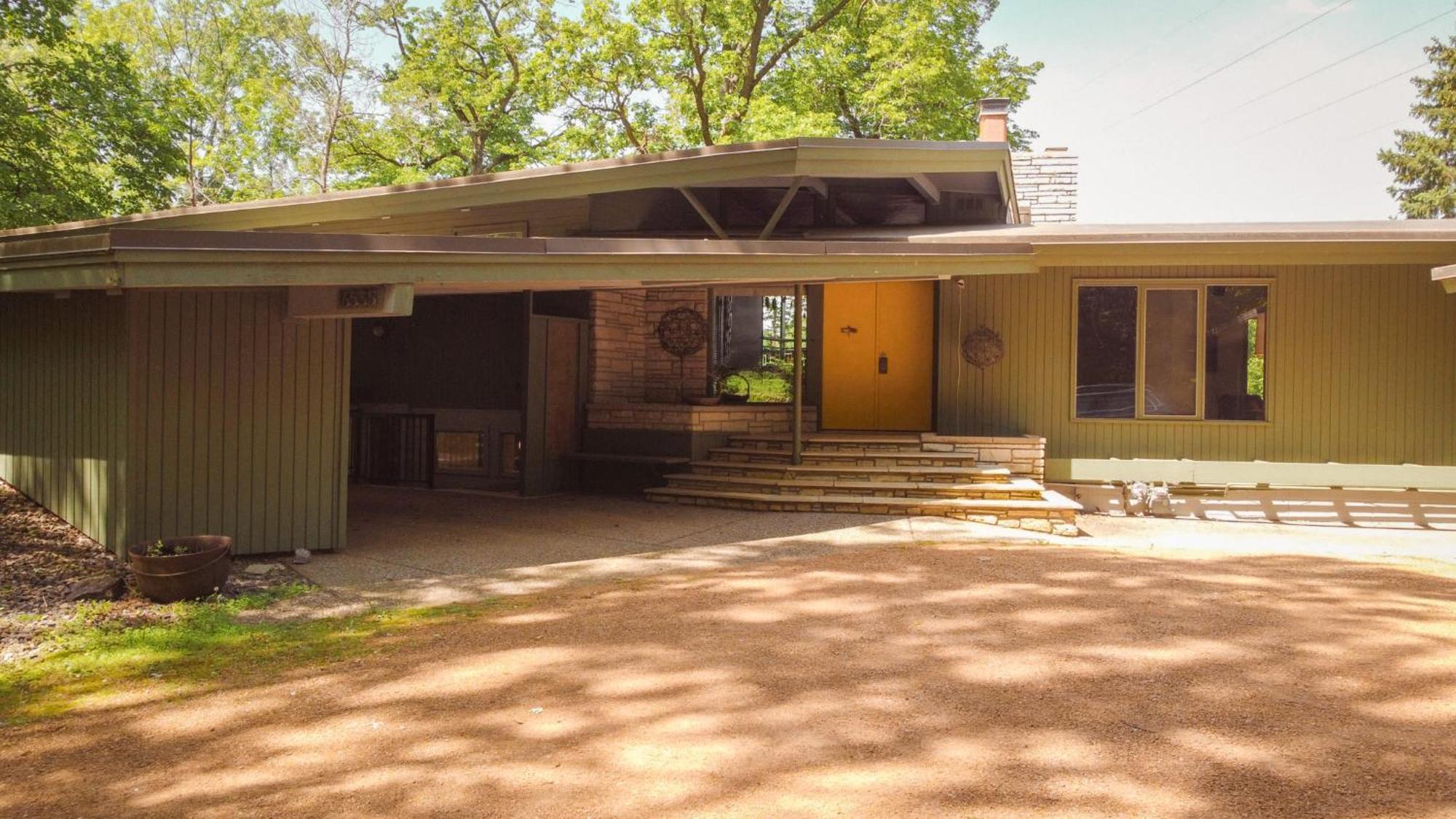 Mid-Century Lakefront Haven Near Wayzata Villa Minneapolis Exterior photo