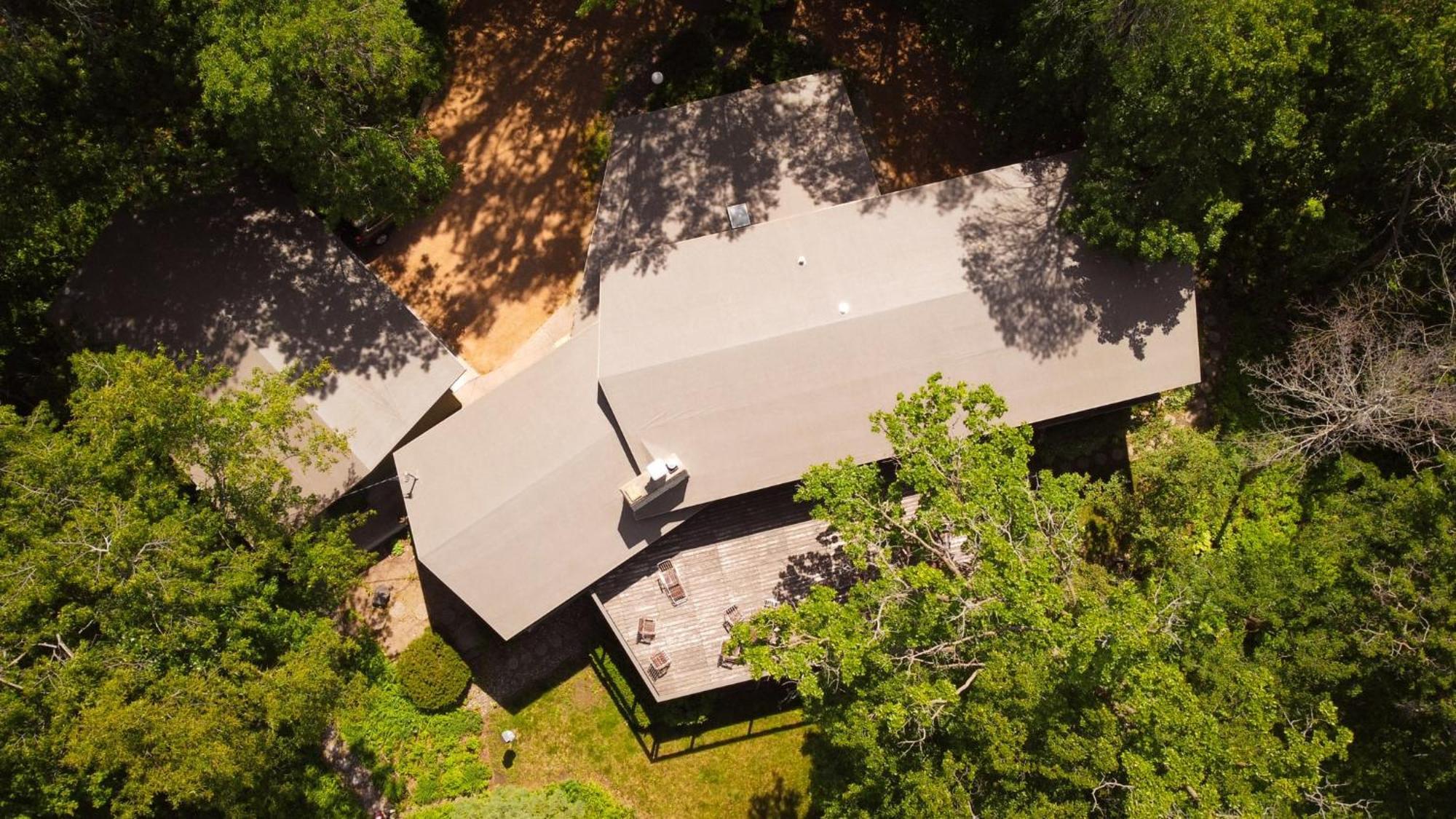 Mid-Century Lakefront Haven Near Wayzata Villa Minneapolis Exterior photo